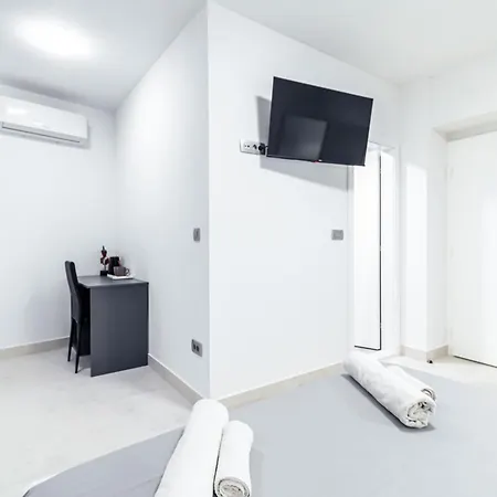 Apartment Elegance