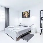 Elegance * 斯普利特