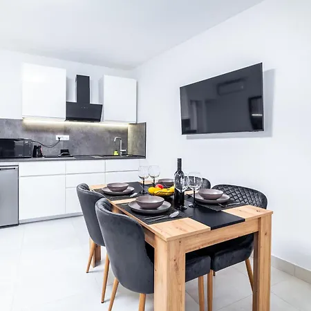 Apartment Elegance Split