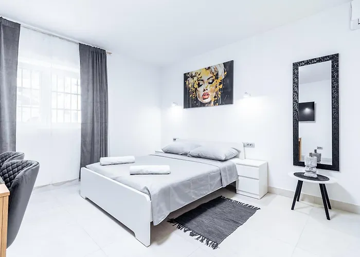 Elegance * 斯普利特