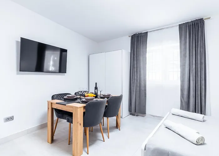 Elegance * 斯普利特